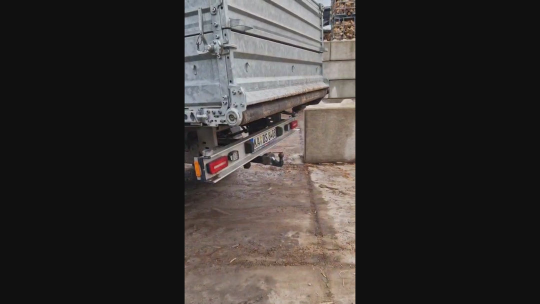 Brennholzlieferung bis in Garage, Unterstand oder Carport